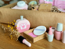 Load image into Gallery viewer, Wooden Makeup Pretend-Play Set
